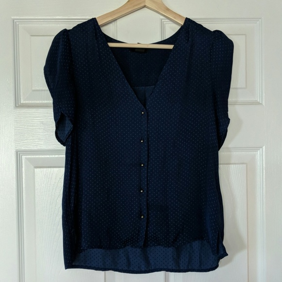 H&M Tops - H&M navy patterned blouse